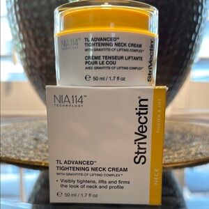 StriVectin TL Advanced Tightening Neck Cream - New